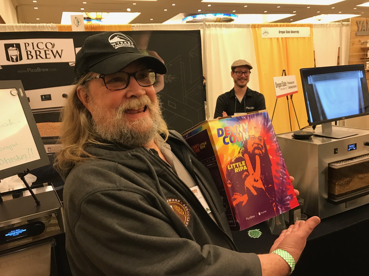 The great <a href="/DennyConn1/">Denny Conn</a> at the <a href="/PNWHC/">PNW Homebrewers Conf</a> with his very own PicoPak!