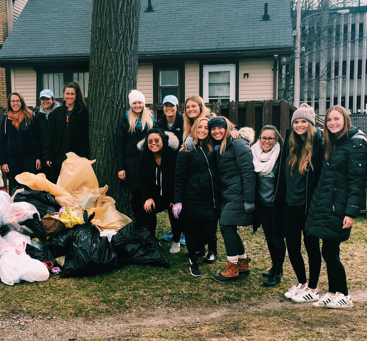 Spent the morning giving back to the community by picking up trash around campus!