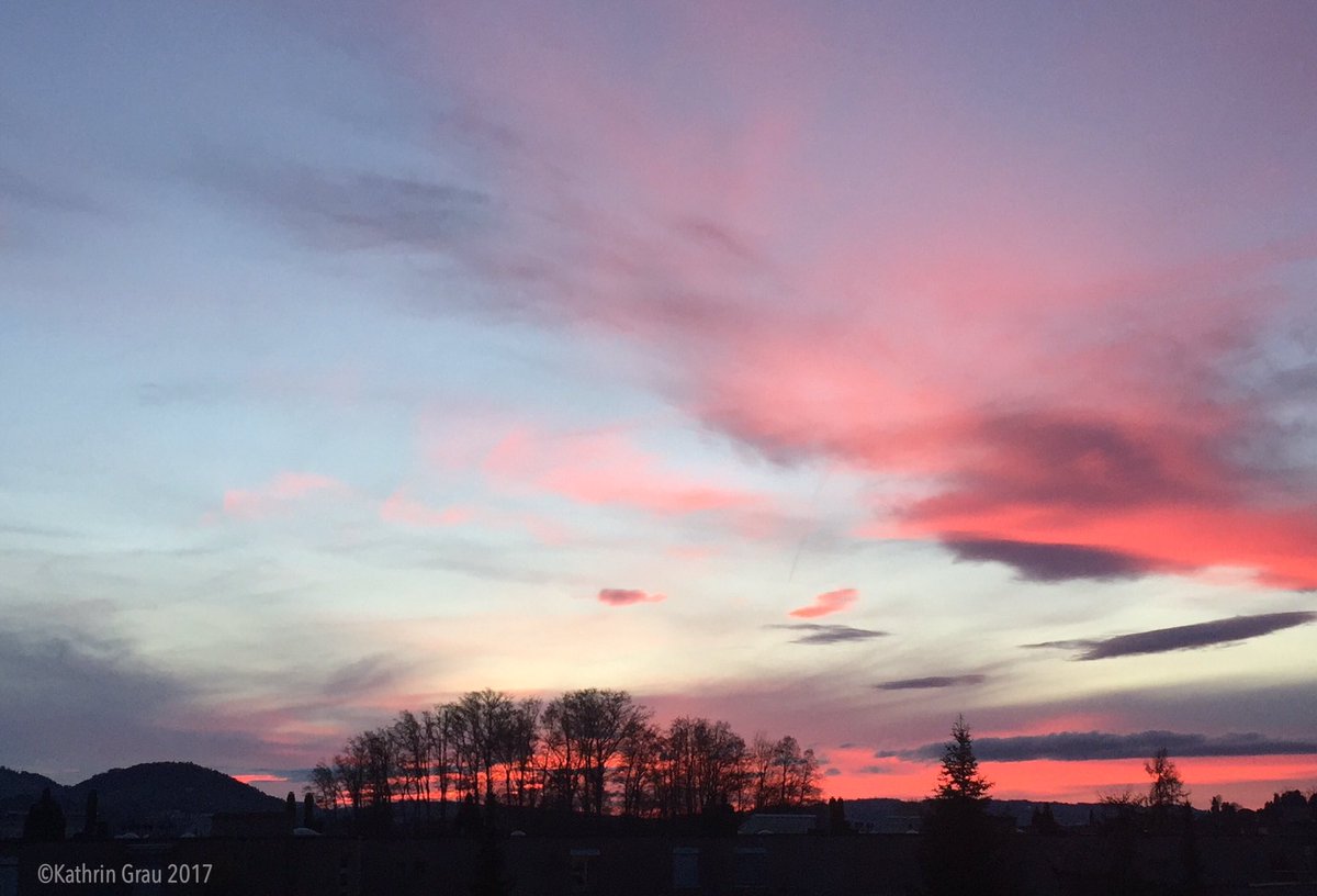 KathrinLC's tweet image. Tonight's colorful #sunset #StormHour #PhotoHour