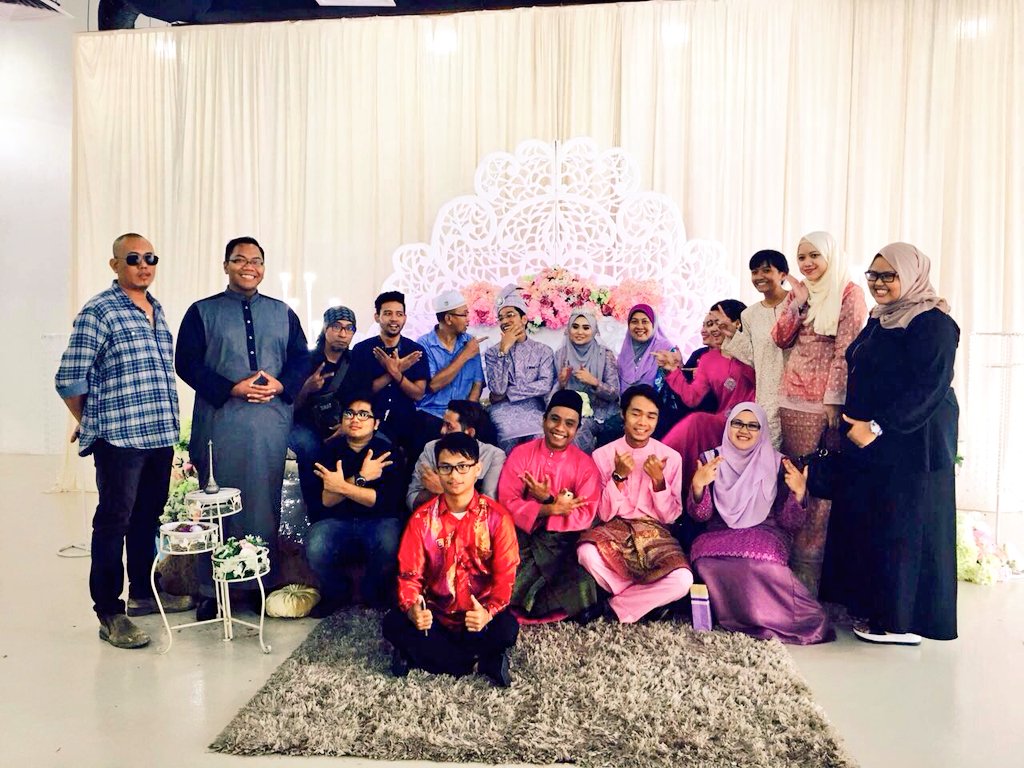 apachierovers's tweet photo. Tahniah &amp; Selamat Pengantin Baru kepada Saudara Akif &amp; Saudari Farah Omar. Barakallah @farapple @orange_2012 ❤ #scoutingfamily #kiffafinally https://t.co/lFCCtdD9Af