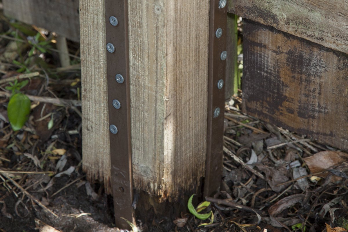 PostBuddySystem's tweet photo. #RT to #WIN Final day of our #PostBuddy #competition . The quick, easy #FenceRepair
#DIY #gardening #tools #landscaping #homeimprovement https://t.co/fYa4Lvb8K3