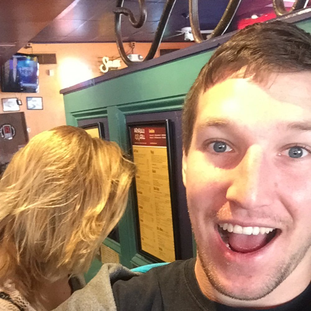 NickMoxley's tweet photo. At the armadillo grill @Armadillo_Grill @getStealz https://t.co/mIgMBCZjla