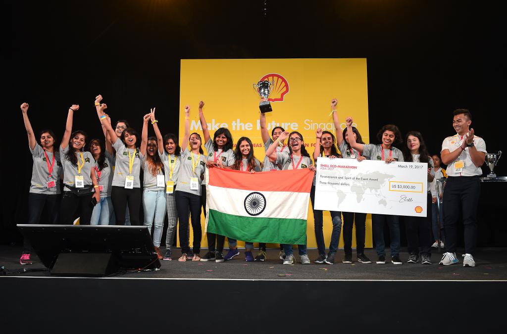 Shell_India's tweet photo. And the ‘Perseverance &amp; Spirit of the Event’ Award goes to @Panthera2016 – the all girls team from India at #shellecomarathon #makethefuture https://t.co/iW5sMQW28F