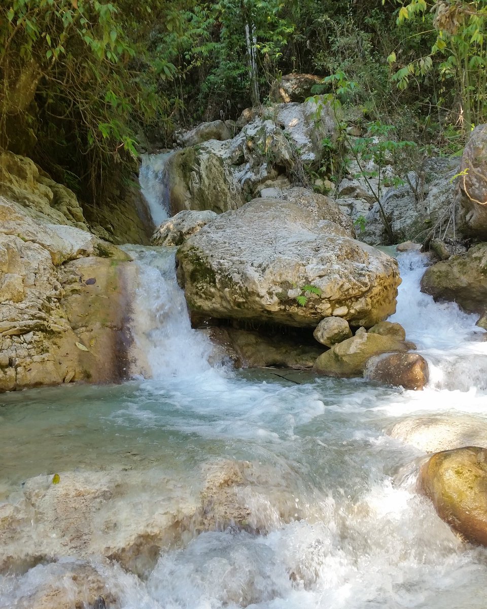 Síguenos en Instagram, Facebook y Twitter <a href="/venabahoruco/">VEN A BAHORUCO</a>