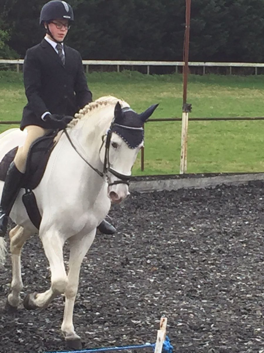 Contessa_Riding's tweet photo. Our team competing to Advanced Medium today at Essendon &amp; Epping Forest Riding Club #dressage #competition https://t.co/83YcnRnlzG