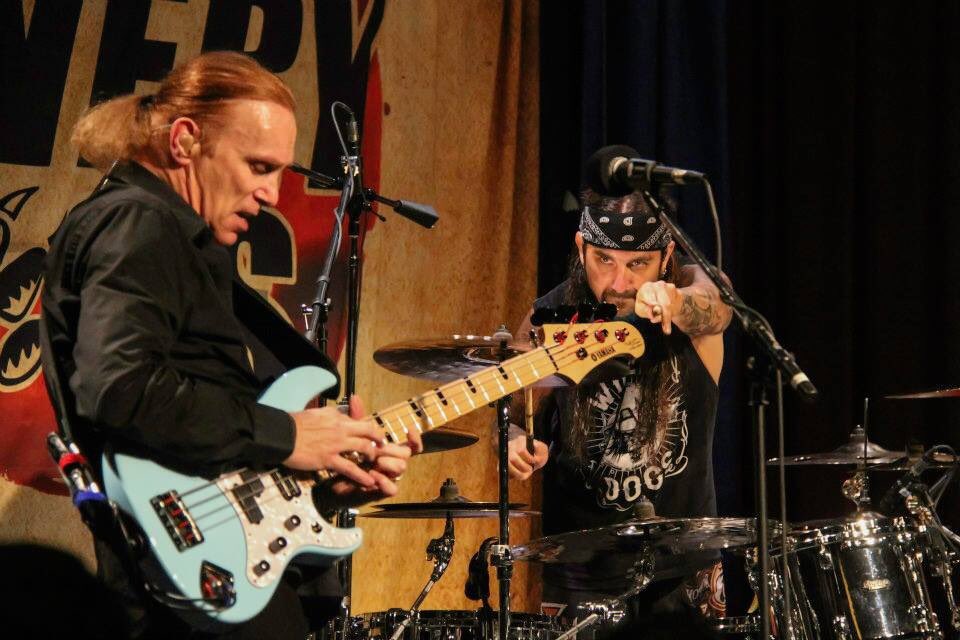 Happy Birthday, a pioneer of the instrument Mr Billy Sheehan 