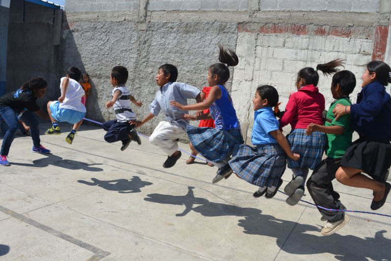 MindShiftKQED's tweet photo. More Playtime! How Kids Succeed with Recess Four Times a Day at School https://t.co/j0r5sCdbZv #edchat https://t.co/kKbctHYI4q
