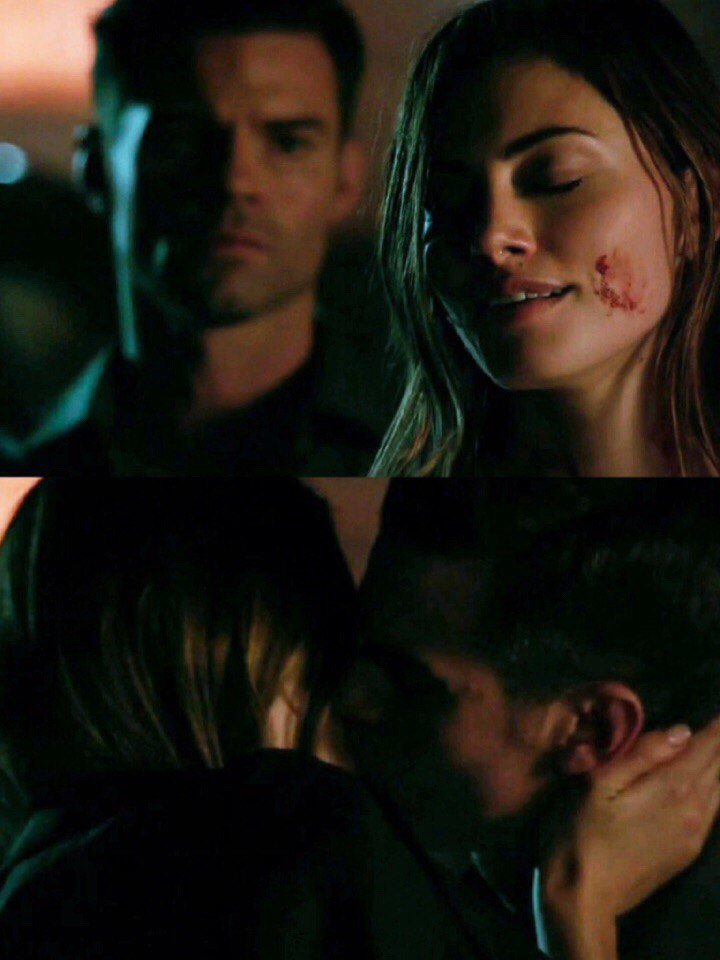 Samuella_Muse's tweet photo. Какие же они прекрасные!
#Eliley
#TheOriginals #Древние https://t.co/yW2JttTM3o