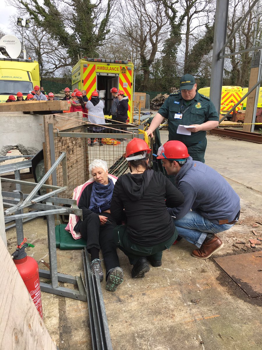 G_Paterson87's tweet photo. Absolutely amazing weekend at @EPICC17! Communication is key! @WessexCCP  @SCAS_HART @enhanced_c_s @ @Hants_fire @AIA_global @spdde https://t.co/8S6wqvASje
