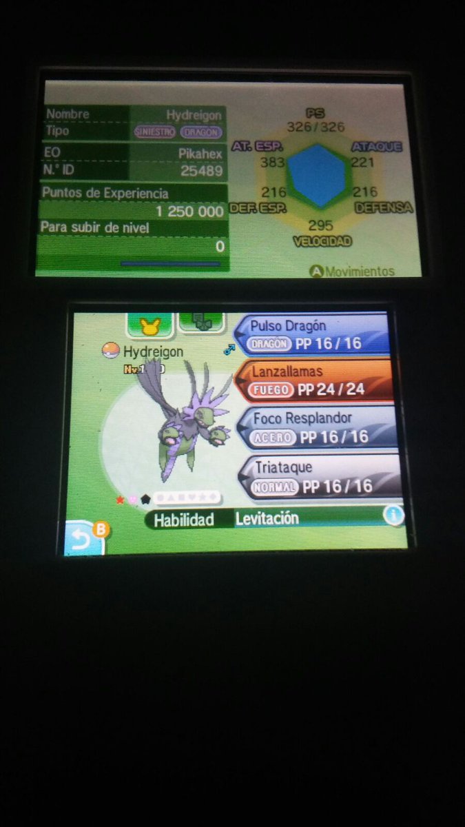 srumpoul's tweet photo. Muchas gracias a @PiKaHeX por este Hydreigon! https://t.co/2CuF45VEqd