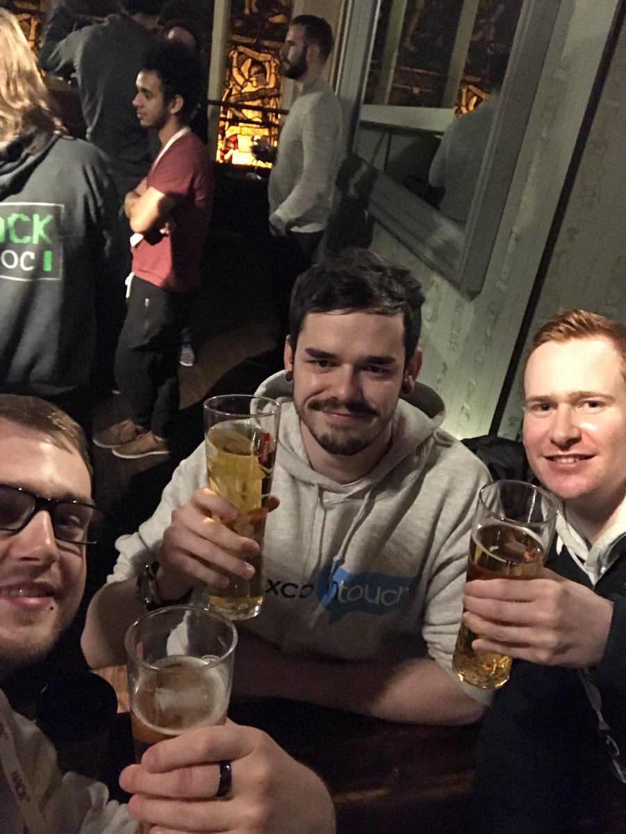 geekholeuk's tweet image. After party for #Hack24! Well done everyone