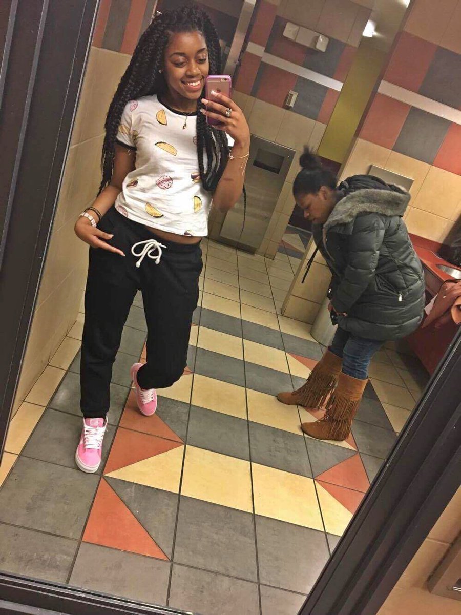 DaddyLeaa's tweet image. Pure Cuteness 😋✨😻