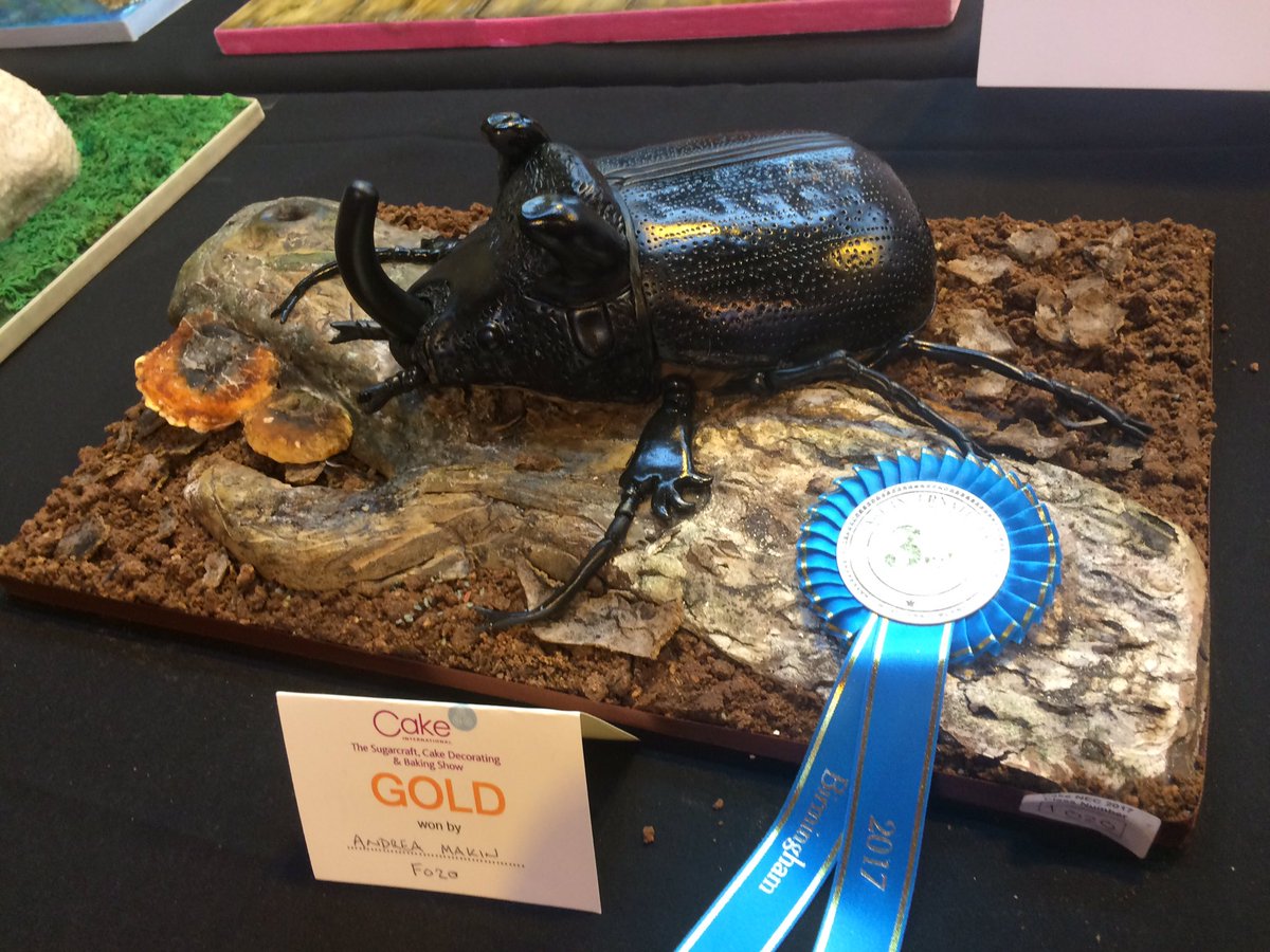 Well done Andrea Gold award and 3rd place at  #cakeinternational