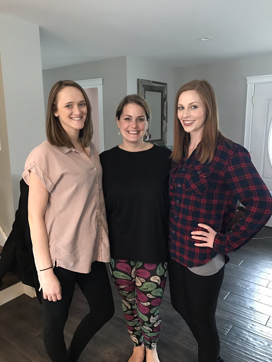 KateSheridan84's tweet photo. Reunited with my best friends ❤ https://t.co/OO19T68Xbu