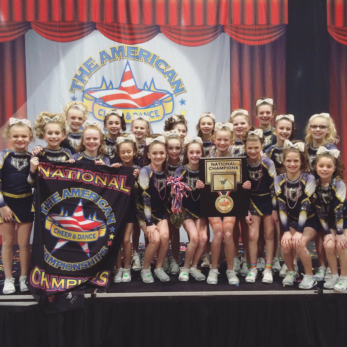 ICE_ALL_STARS's tweet photo. Congratulations to Avalanche for placing 1st! 🏆🥇#TeamICE #GoldStatus #ACClassic 💙💛 https://t.co/452zNCRwfK