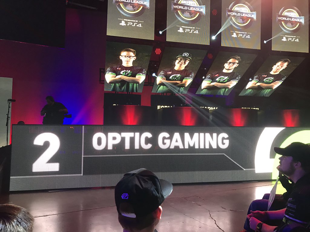 MajorBraxton's tweet image. 1. More. Game. LETS GO!!! #GreenWall