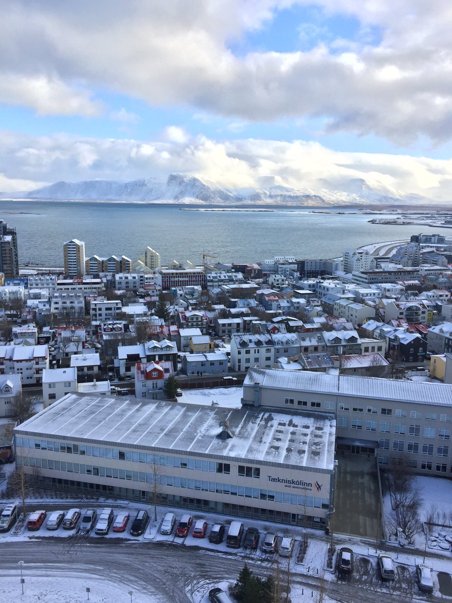 chiengreen's tweet photo. Góðan daginn, Reykjavik. https://t.co/IdKMFEM454