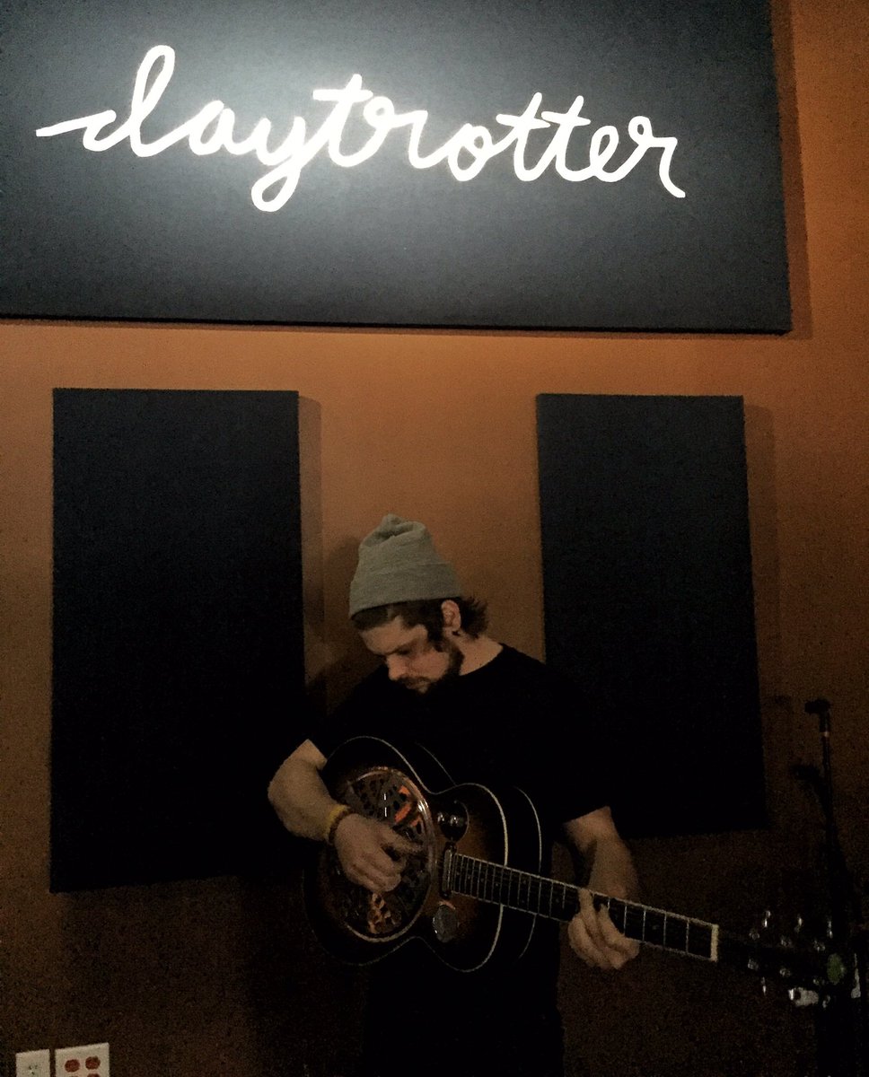 Forest_Music's tweet photo. Now: @daytrotter Later: @Schubas https://t.co/bmLCT6O3O0