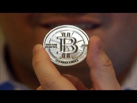bitcointens's tweet image. What’s a Bitcoin?: Bitcoin is attracting the attention as a wildly-volatile,… dlvr.it/NgKwFC #Bitcoin #bitcoinexplainer