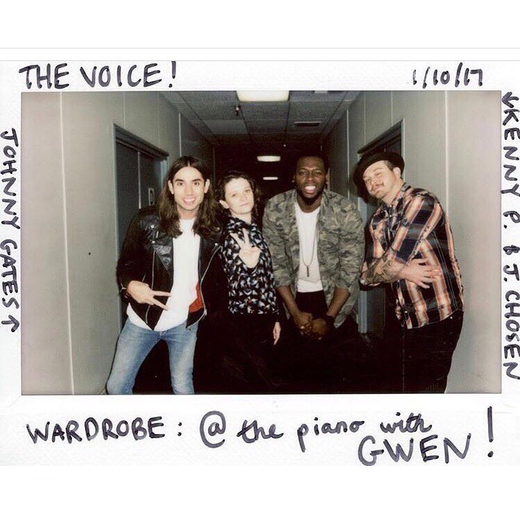 runawaysaints's tweet photo. Battlerounds Monday and Tuesday!! Tune in and root for our boy @JohnnySings 🥊 #teamjohnnygates #teamgwen #thevoice @NBCTheVoice https://t.co/DI6VoA9BxA