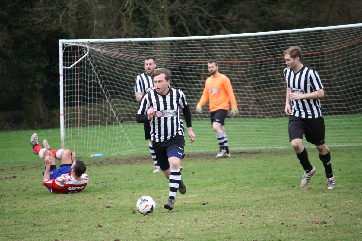 WinkfieldFc's tweet photo. Good game @WinkfieldFc https://t.co/vJ8uoPwLEH