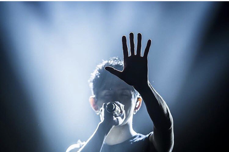 a_ri0622's tweet photo. takaの誕生日までに417RT目指す！

#ONEOKROCK 
#4月17日はtakaの誕生日 
#4月17日までに417RT目指す 
#taka祝う人RT 
#OORerさんRT 
#RTした人全員フォローする 
#taka 

全国のOORerさんお願いします🙇 https://t.co/UUfGvFx75L