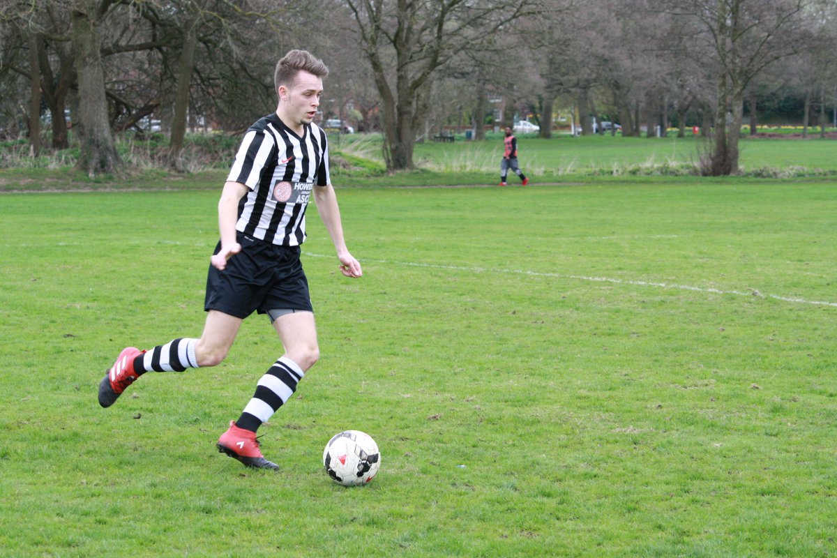 WinkfieldFc's tweet photo. @WinkfieldFc in action today. https://t.co/JhtorZGgZq