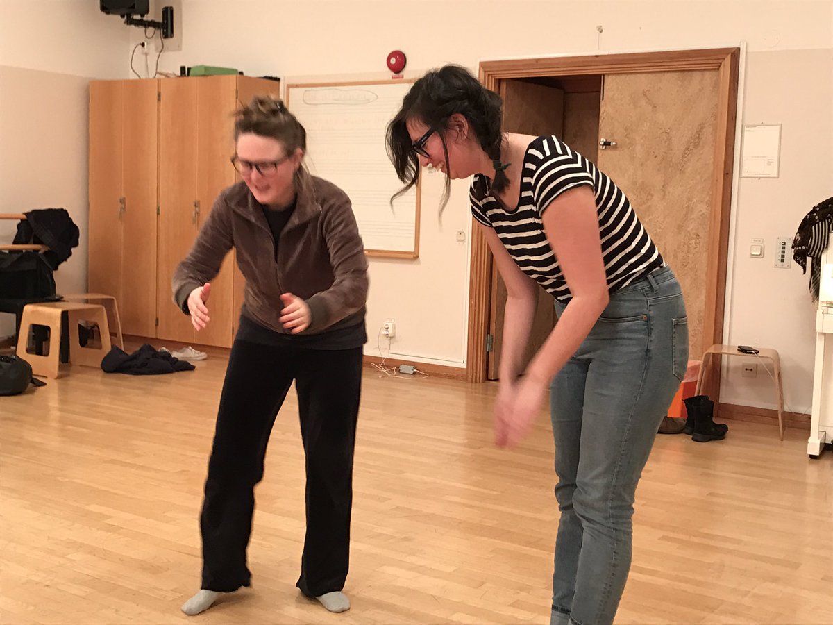 Rehearsing some good shit! What, you might ask. Visit cafè Hängmattan 30/3 to fond out!🐵🐒 #improv #primalimpro #cafehängmattan