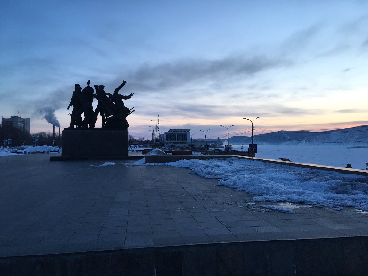 Спящий город ждёт пробуждения