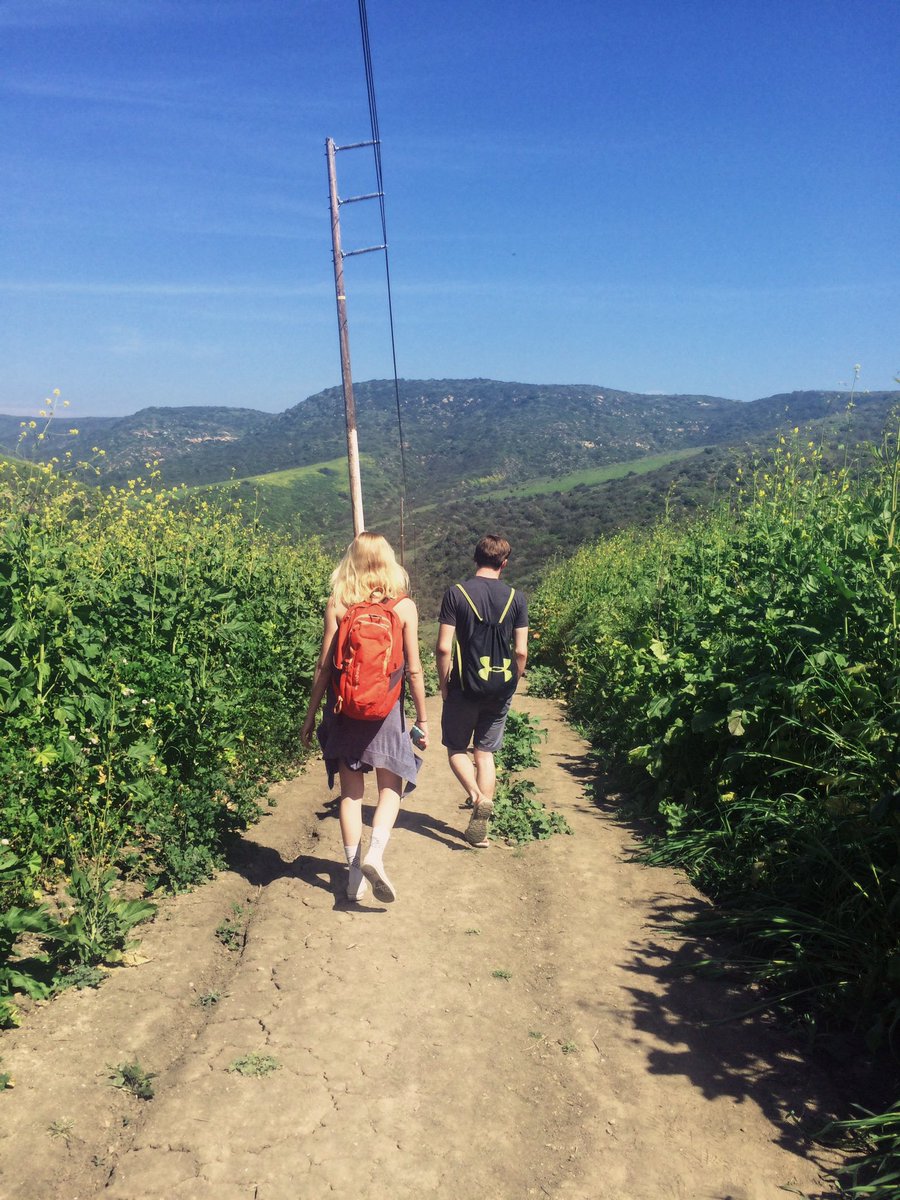 murphy_stude's tweet photo. Itsy bitsy coastal hike today https://t.co/KM1lQZqQ2t