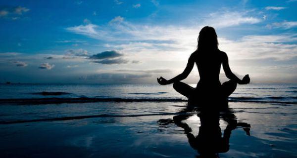 NWUNoFilter's tweet photo. Time to give our bodies some lovin'. Join us for a yoga session this Thursday (23rd) 6:00-7:00 @NEWesleyan in Prairie Wolfe A/B! #NoFilter https://t.co/VzjY4tgPAn