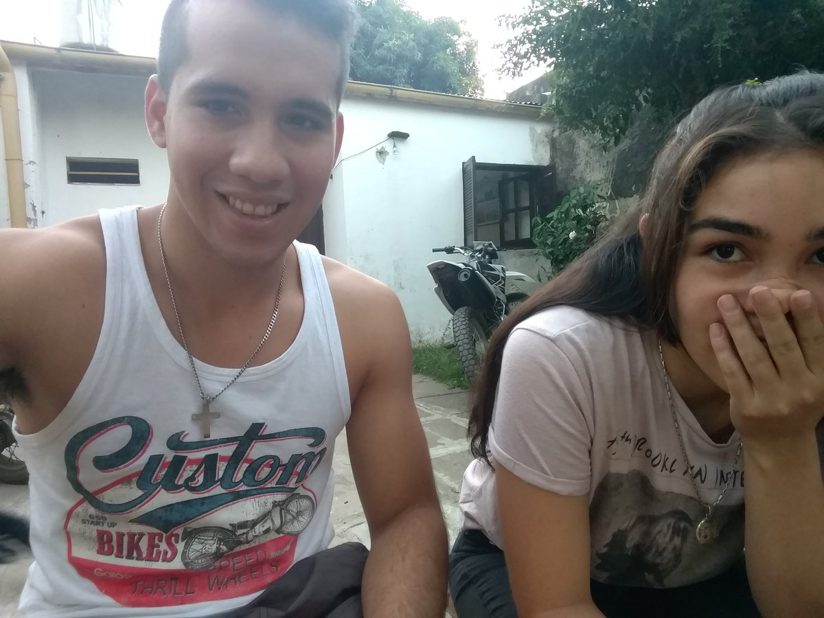 PiragineeGus's tweet photo. La mejor compañera <3 @RiosLour https://t.co/Q8d7N0BY8B