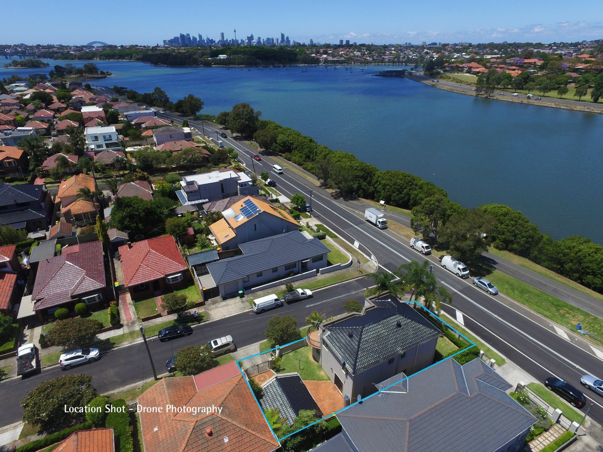 DevineREstate's tweet photo. 59 Henley Marine Drive, #RODDPOINT #NSW $3,195,000! Call Craig 0404 249 575 Contemporary Home Premier Waterside https://t.co/B7XefjaS86 https://t.co/JVHxwPHpdg
