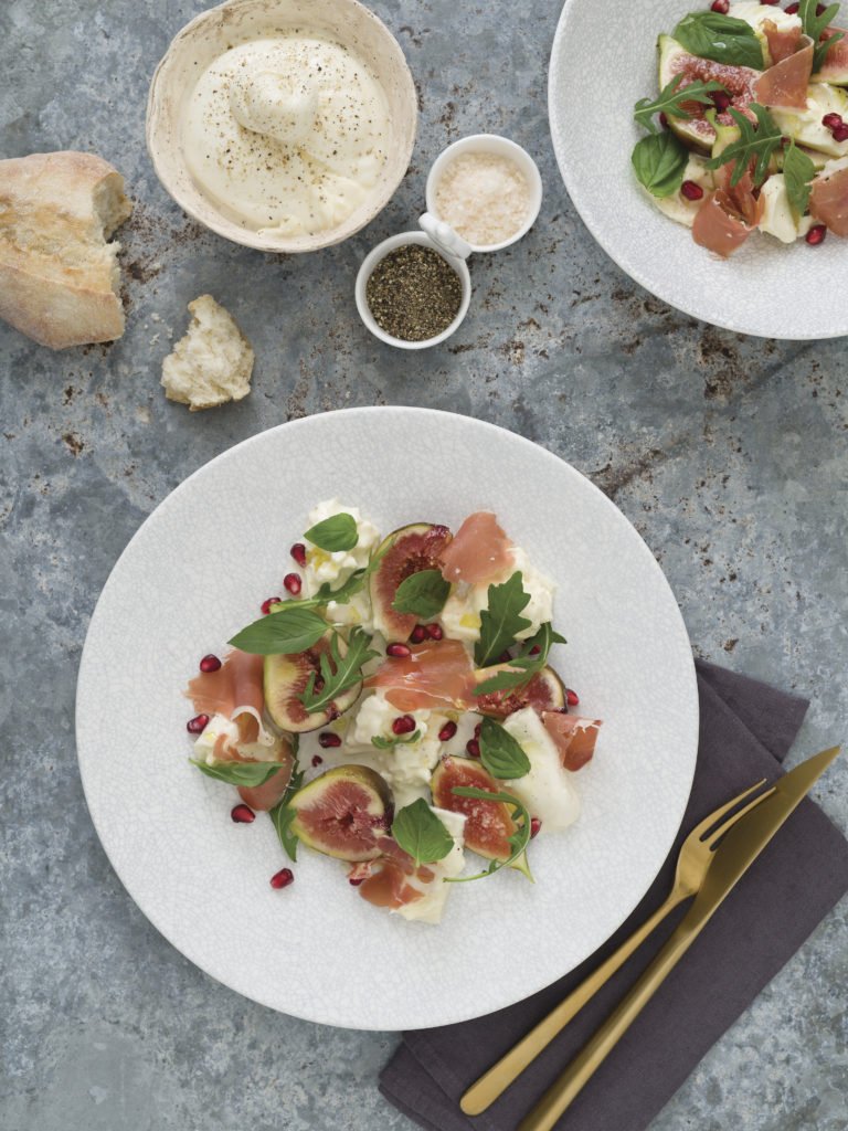 VueBennett's tweet image. This is no ordinary salad: Glazed fig &amp;amp; burrata salad with pomegranate, wild rocket and prosciutto bit.ly/2ic5hEU @MieleAustralia