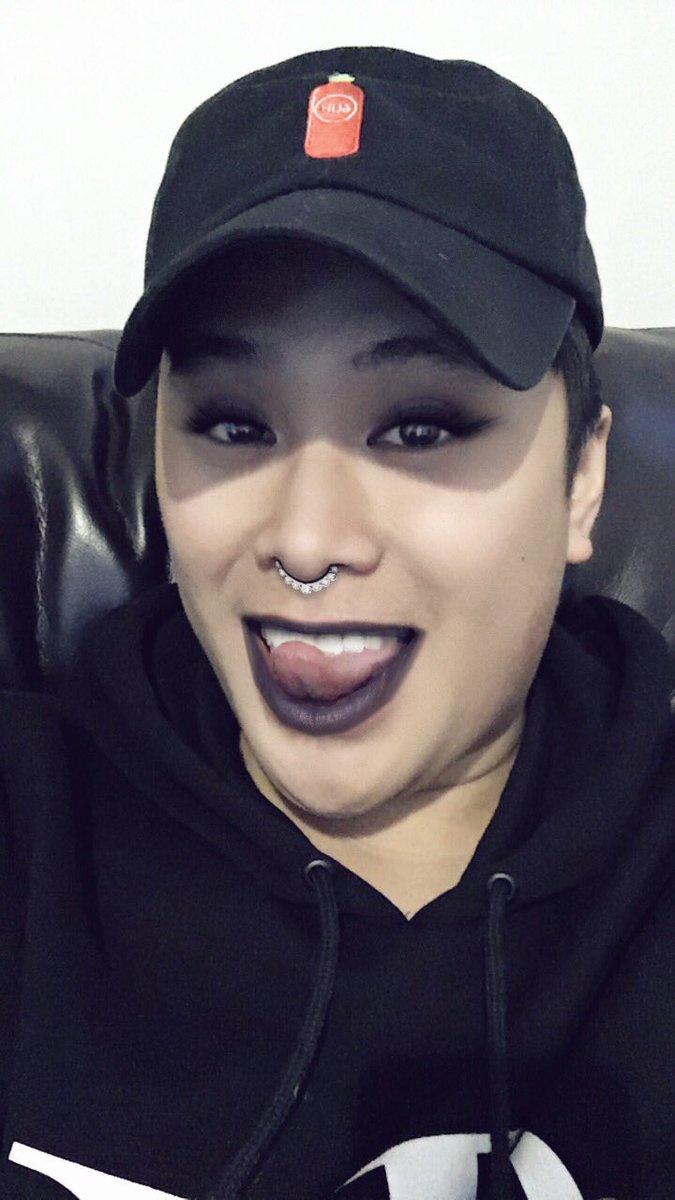 DavidParody's tweet photo. I take the best selfies https://t.co/taK5NVF1cS