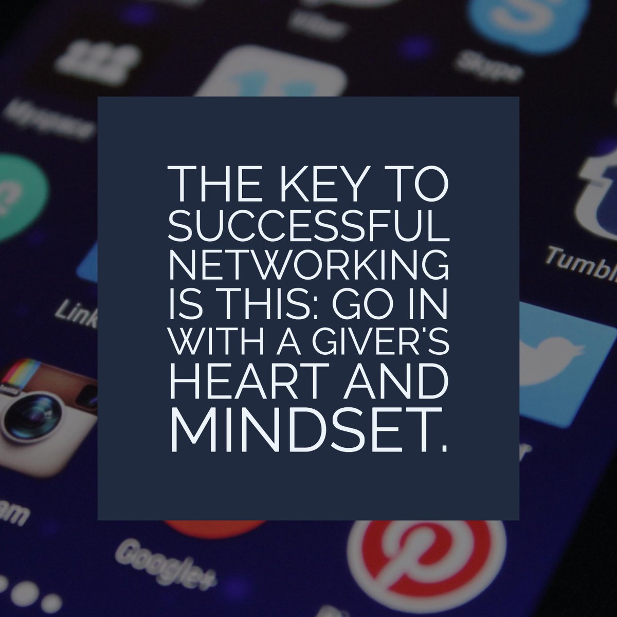 RebekahRadice's tweet photo. The key to successful networking on social media is this: go in with a giver's heart and mindset. Be a benefit! #SMMW17 #AdobeSummit https://t.co/7i9jWfYiFe