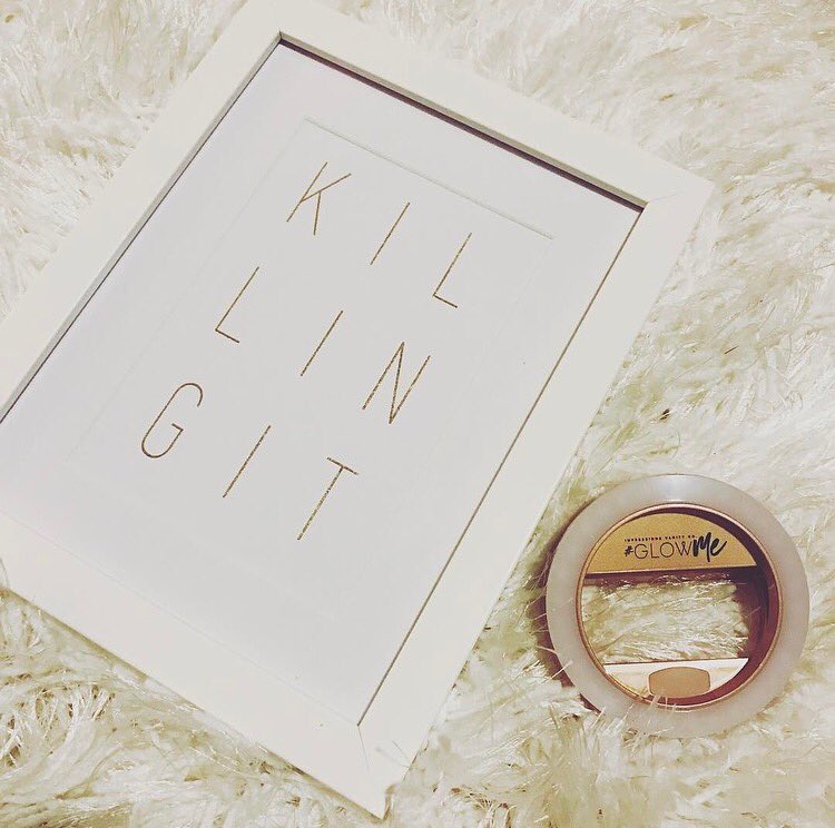 ImpressionsV's tweet photo. It's GlowMe Sunday! Follow and retweet for you chance to to win a #GlowMe selfie light! ⠀
📷 @angeladanielleartistry https://t.co/TyDKUGxaeG