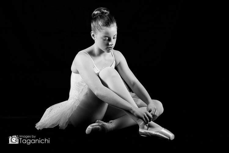 vanessathomas73's tweet photo. Chuffed to bits with these pics by @TaganichiImages @ThomasSeren My beautiful ballerina can't wait to see the other pics xx https://t.co/sS6mRvN0ID