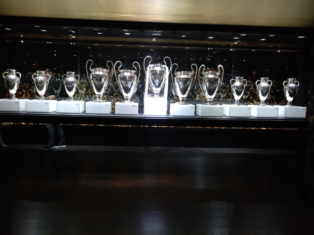poncce96's tweet photo. @EstadioTVE_ Chuparla catalufos. https://t.co/iBzEOkApSX
