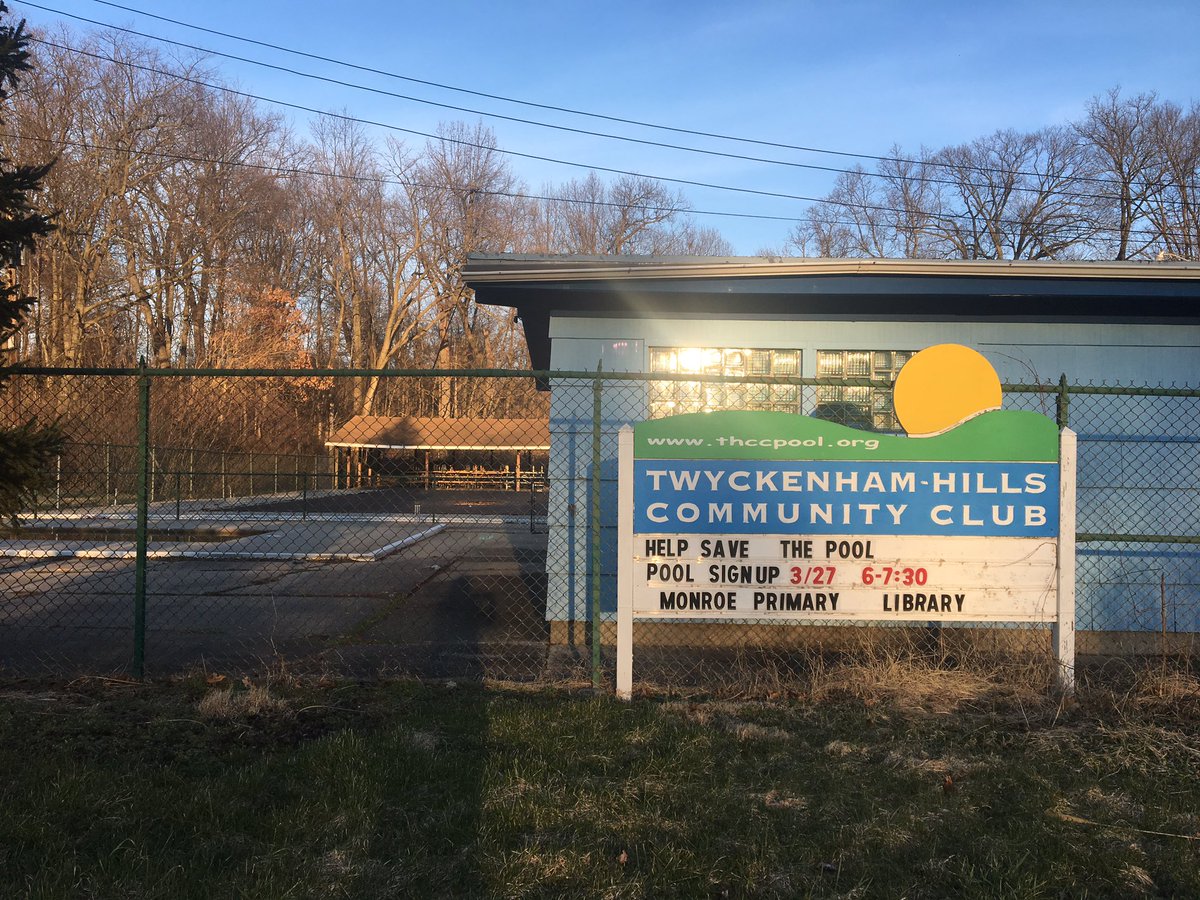 Card1Reports's tweet photo. One South Bend pool may not be able to open this summer if they can't get enough memberships. Story @ 11 https://t.co/10v9MnHZsv