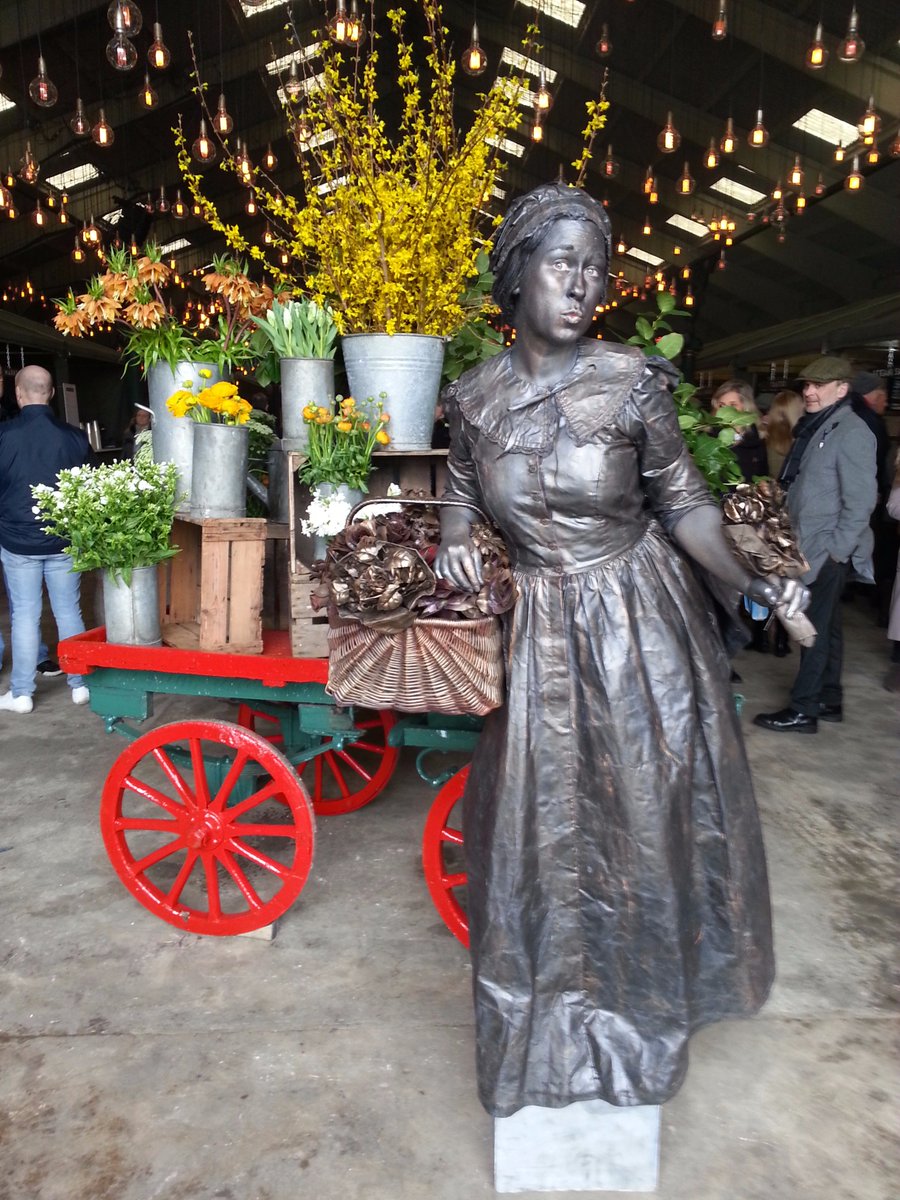 Kaleidoscope Living Statues at the Goodwood 75th Members Meeting - Market Hall