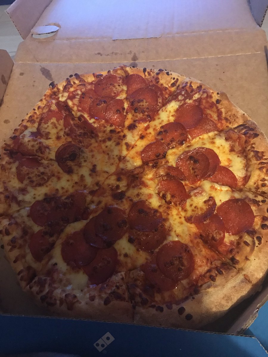 BrodieMorris's tweet photo. It's a norti Sunday! #pizzaday #norti #sitonmyface #loveadart #beatthatmeat 😍😍 https://t.co/xuqJDEFHIR