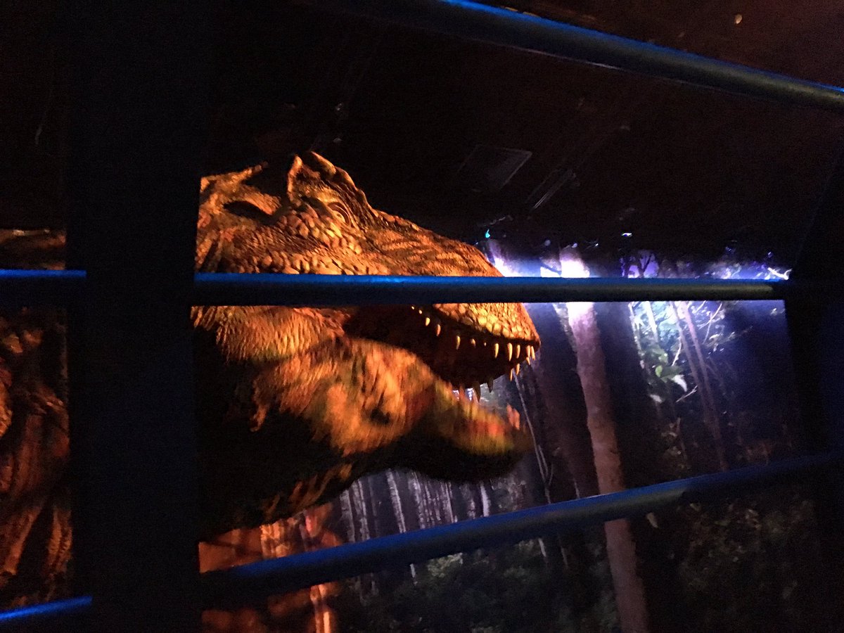 carliree's tweet photo. Super Sunday fun @TheFranklin to experience the #JurassicWorld exhibit! #Paddock9 #WeNeedMoreTeeth https://t.co/4jbYtDuSDW