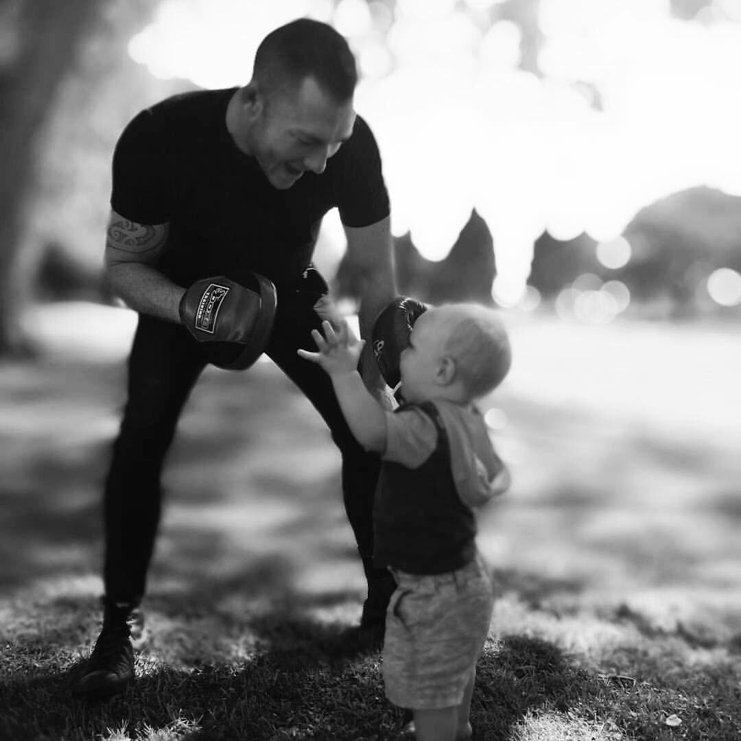 Father #fighter #jediforUFC New Zealand <a href="/seanshelby/">Sean Shelby</a> <a href="/danawhite/">danawhite</a> <a href="/ufc/">UFC</a> <a href="/UFC_AUSNZ/">UFC_AUSNZ</a> 13-3 6 fight streak all finishes 85% career finish rate 170lb