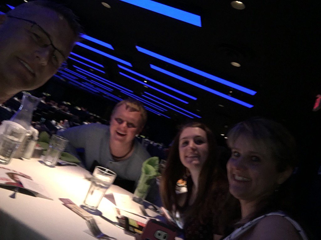 EricPBoyle's tweet image. @newtheatrerestaurant