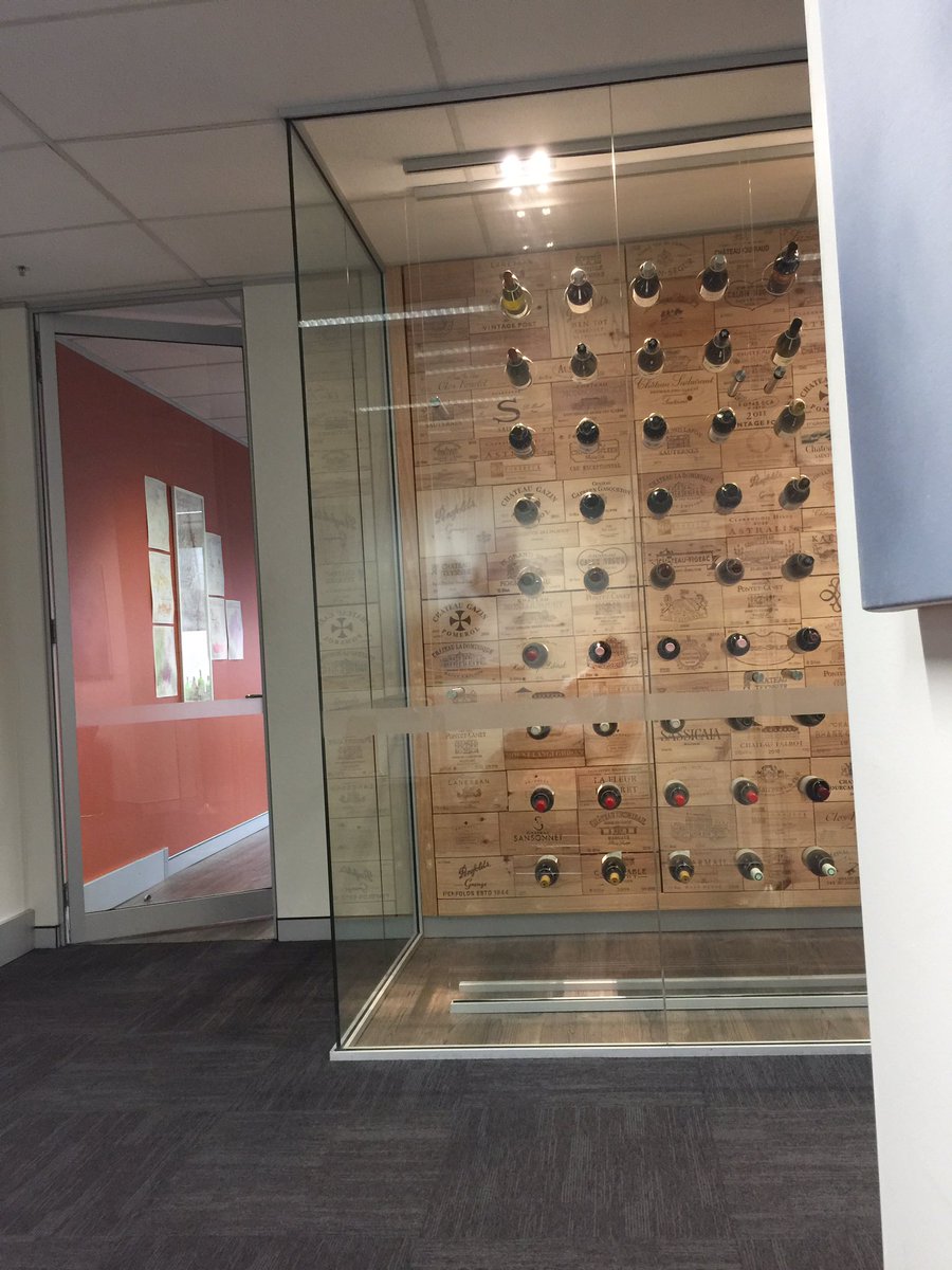 Blue Poles Vineyard tweet media