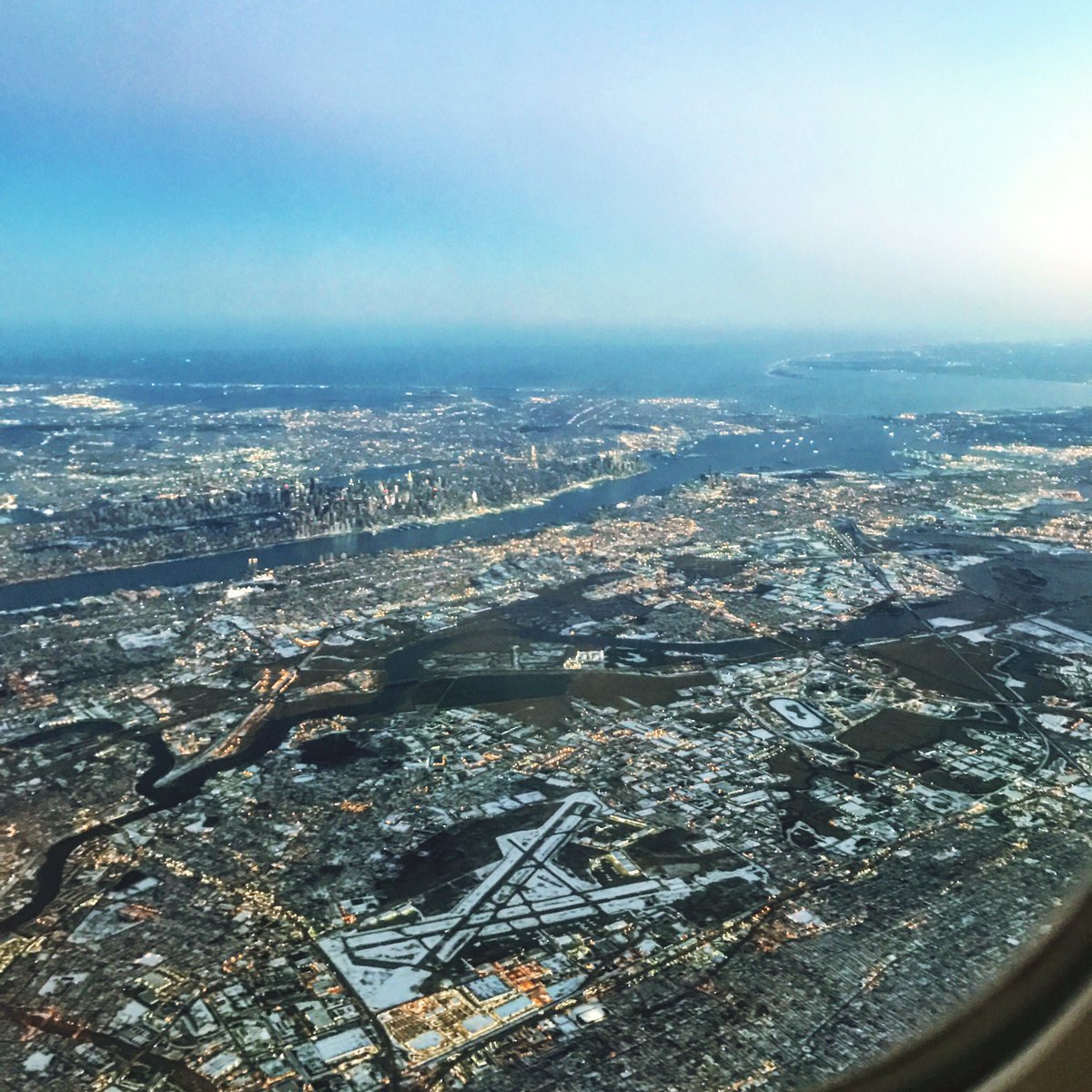 bhschaffer's tweet image. On my 10th work anniversary, I'm doing what you would expect (and I would want): flying out of NYC on a Sunday to go see a client.