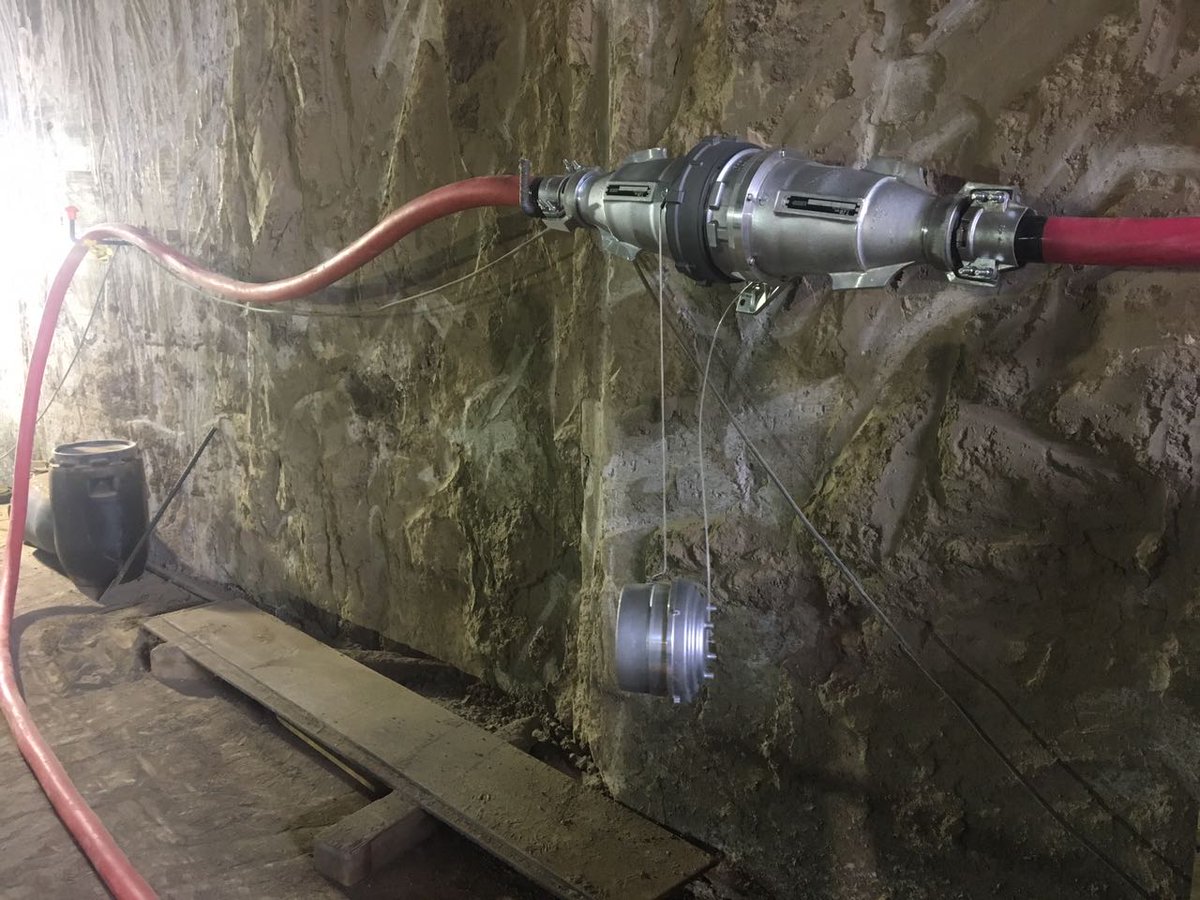 energypetrolsa's tweet photo. Energypetrol la primera empresa ecuatoriana en proveer cables y acoples de 25kV para alimentar tuneladoras. #Okonite #TJB #MetrodeQuito https://t.co/VUosiO56OG