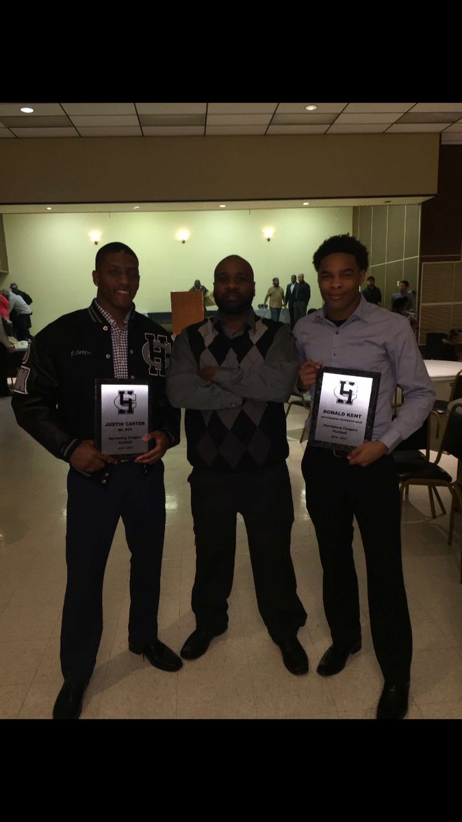 Kent_jr2's tweet photo. DB of the year goes to........Ronald Kent😛🏆🏅#1k #DBoftheyear https://t.co/lZ3npVqRbA