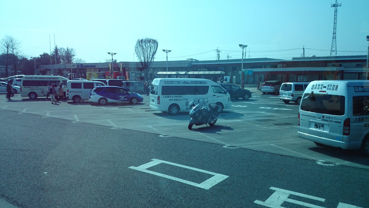 Uzivatel おけら Na Twitteru 上里saにて 長野 新潟の中央タクシーが集結 荷物の乗せ換えをしていましたので 羽田空港 成田空港からの利用者を 長野 新潟に分けている Uzivatel おけら Na Twitteru 上里saにて 長野 新潟の中央タクシーが集結 荷物の乗せ換えをしていましたので 羽田空港 成田空港からの利用者を 長野 新潟に分けている